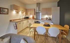 4 Bluebridge Court